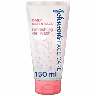 Johnson & Johnson Daily Essential Gel Wash 150ml