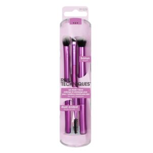 RT Eye Shade and Blend Brush