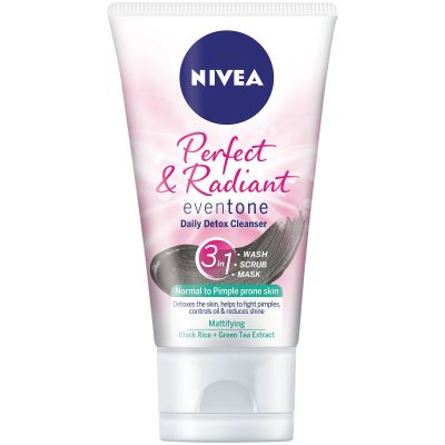 Nivea Pure & Radiant 3 in 1 Detox Cleanser 150ml